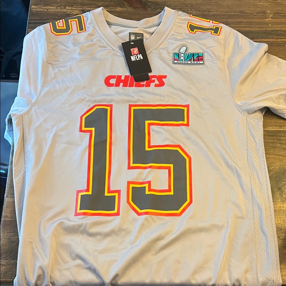 Chief Jersey!  Men's Gray and Red Chiefs Jersey